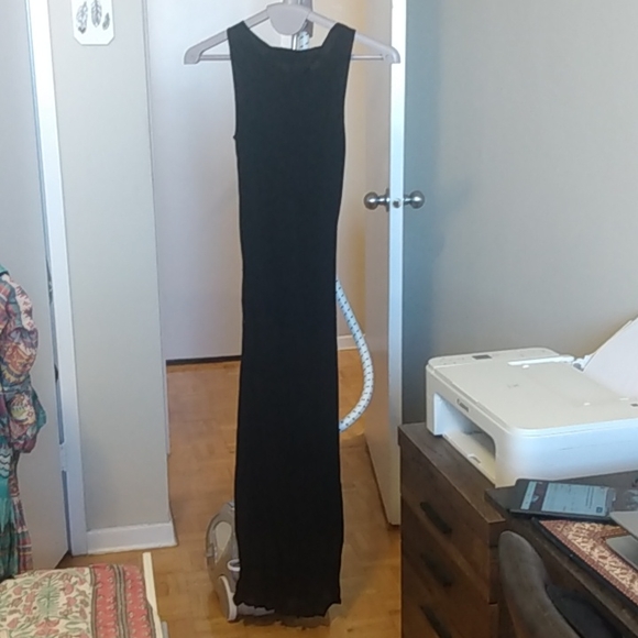 Dress-Cocktail Style beaded-Bias Cut Tailoring - Picture 5 of 5